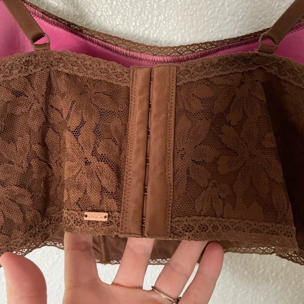 Victoria's Secret Women's Brown Bra Wireless Lightly Lined Size Medium
